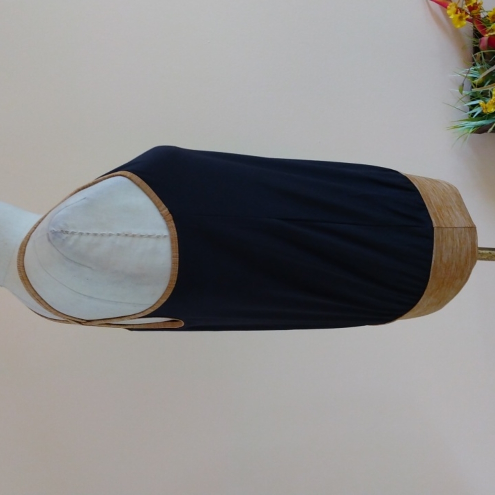 Sofibella Athletic Top. - image 3